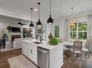 6212 Pembrook Pond Pl, Owens X Rds, AL 35763