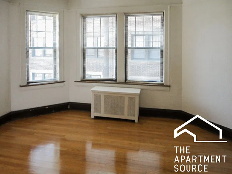 2617 W Berwyn Ave #3B — Photo 5