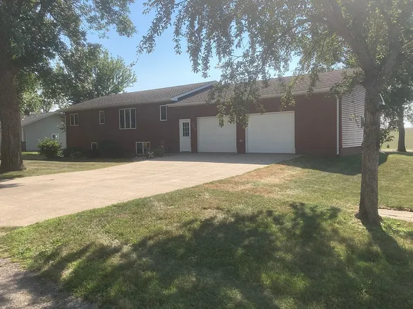 120 S Buckingham St, Hardwick, MN 56134