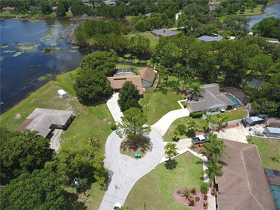 3rd image of 2401 Siam Ct