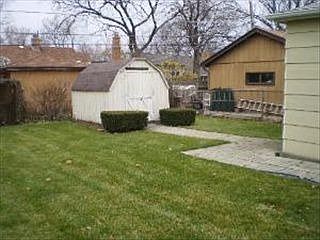 4th image of 2138 McArthur Dr