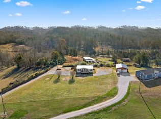 182 Gray Horse Ln, Heiskell, TN 37754