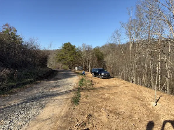 669 John Boggs Rd, Spencer, WV 25276