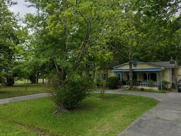 711 Monie Vista Dr, Biloxi, MS 39532