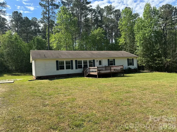 2410 Annwood Ct, Newton, NC 28658