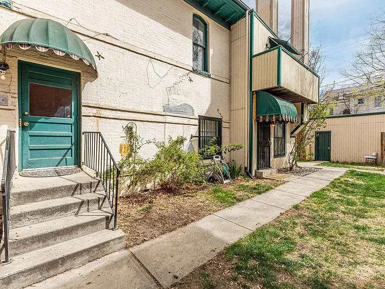 1130 N Lafayette St #5 — Photo 33