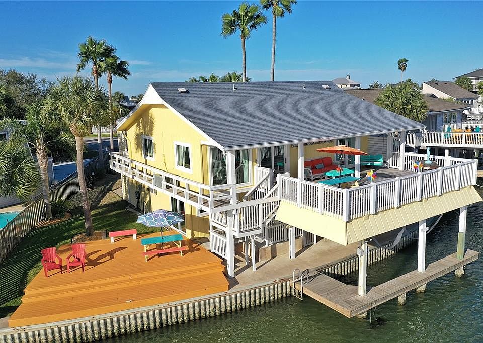 1st image of 16555 W Bayside Way