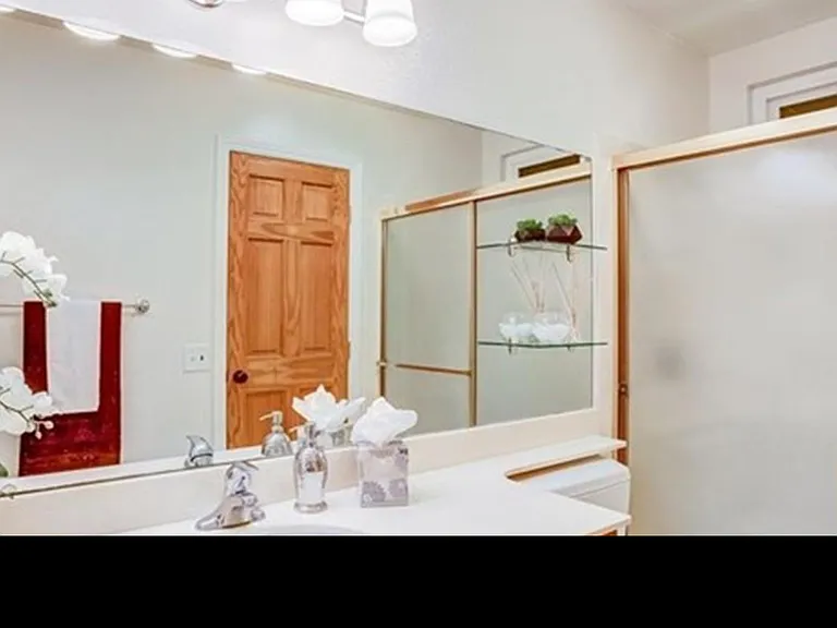 378 Bay Leaf Dr — Photo 10