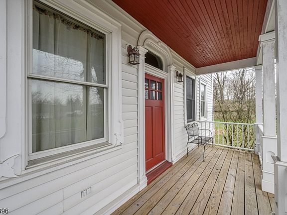 3rd image of 124 Rymon Rd #0