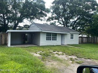 1102 14th St, Pascagoula, MS 39567
