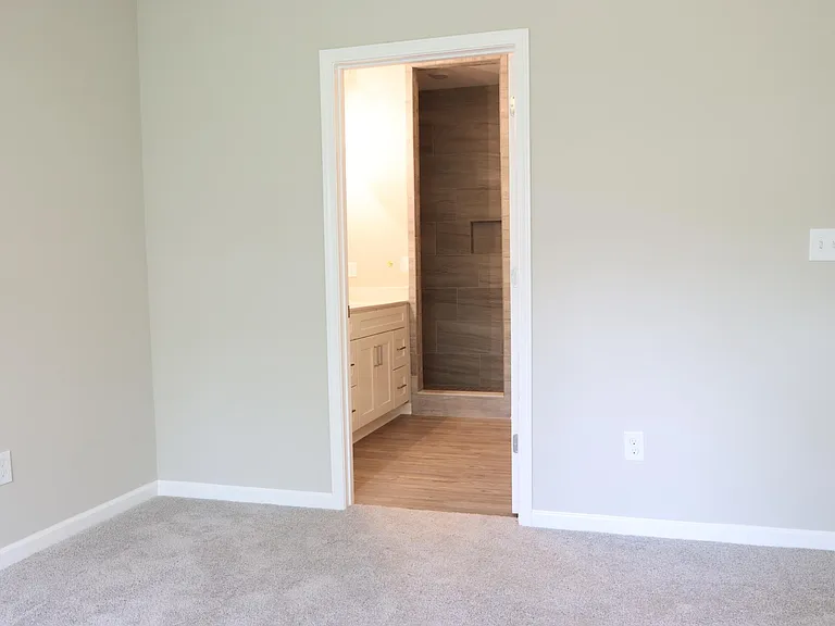 322 Briarwood Ln — Photo 35