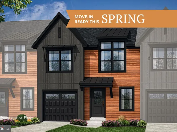 2107 S Autumn Chase Dr #2-01, Mechanicsburg, PA 17055
