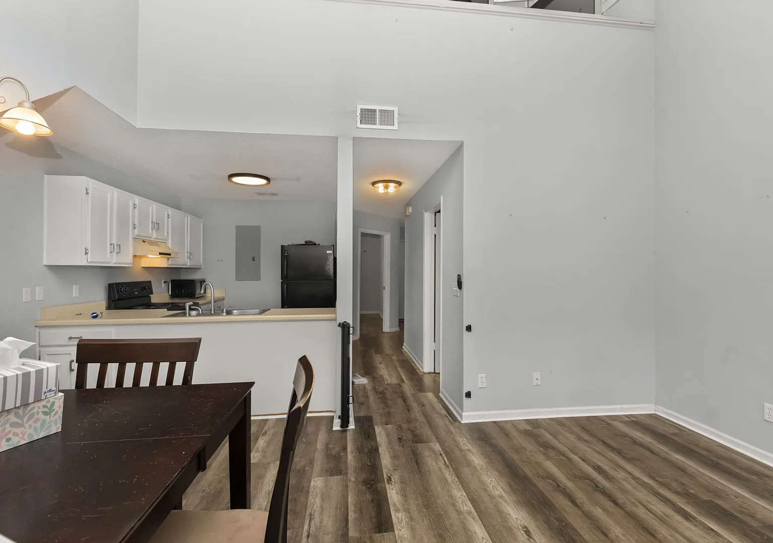 Across from Auburn Vet School! Move-In Ready 2BR/2BA Townhome in Crossland Downs — Photo 3