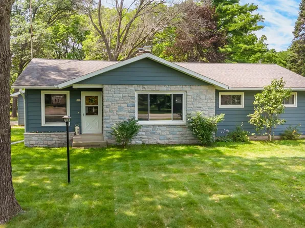 620 S Cambridge St, Wautoma, WI 54982