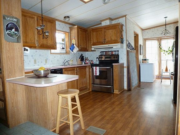 Spacious kitchen