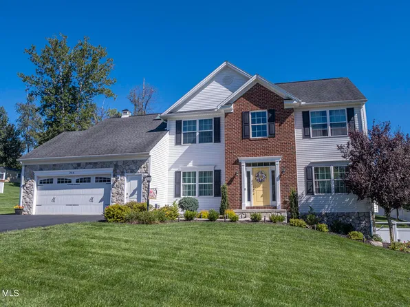 266 Jessica St, Hollidaysburg, PA 16648