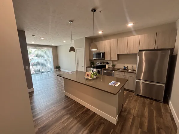 720 S 30th St, Omaha, NE