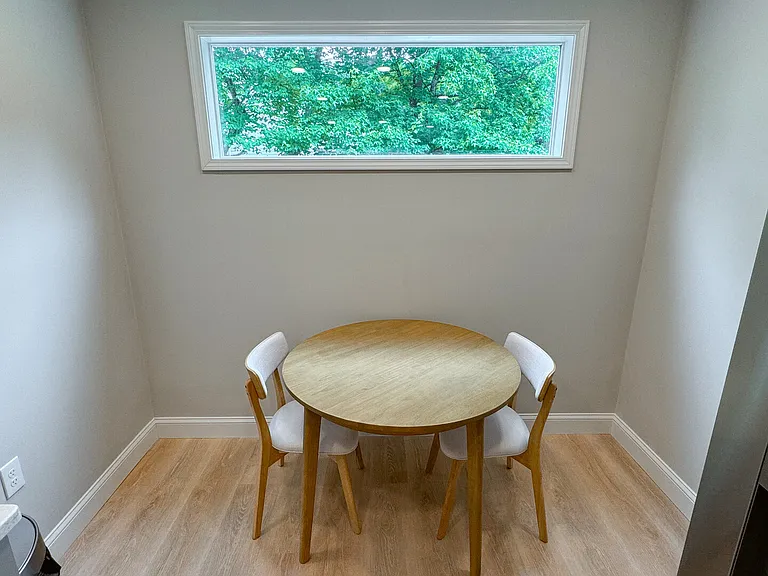 Lenox Park Dr — Photo 7