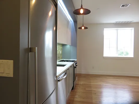 Rented by Rennit Inc. | media 11