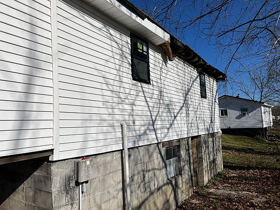 3rd image of 5841 Slate Lick Rd