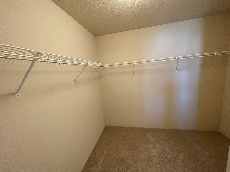 5035 NE 126th Ave — Photo 10