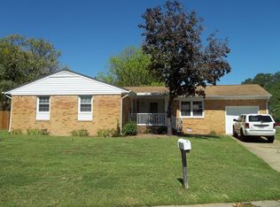 3925 Starboard Rd, Chesapeake, VA 23321