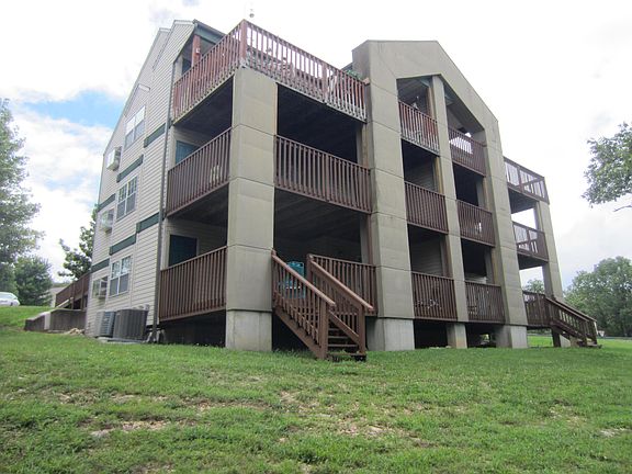 2nd image of 1 Woodpecker Ln