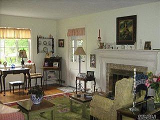 1st image of 14 Old Pine Dr