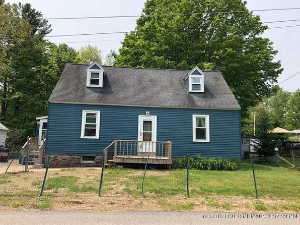 5 Brookwood Ave, Springvale, ME 04083