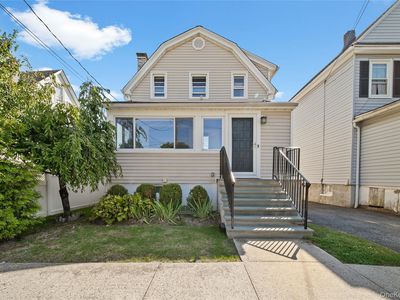 7 Edgewater Place, Larchmont, NY, 10538