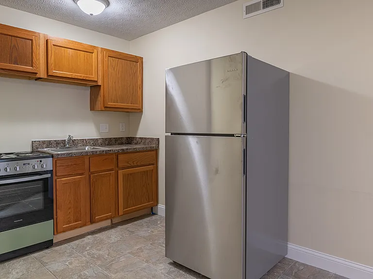2308 Wayne Ave #11 — Photo 10