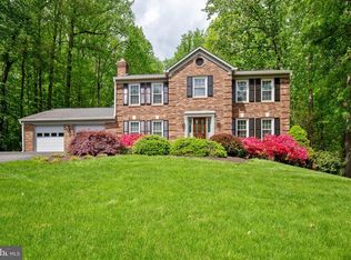 7704 Lakeloft Ct, Fairfax Station, VA 22039