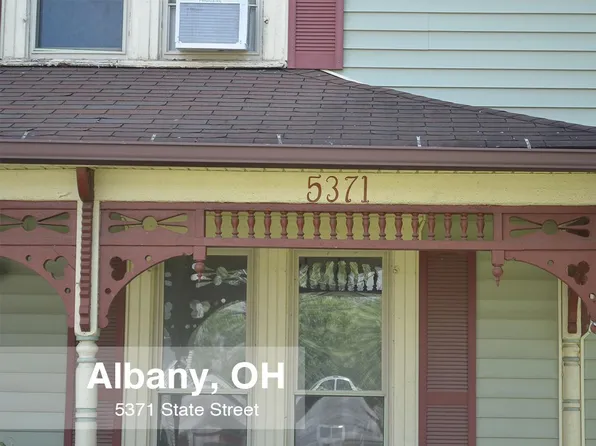 5371 State St, Albany, OH 45710