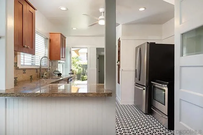 8318 Allison Ave — Photo 6