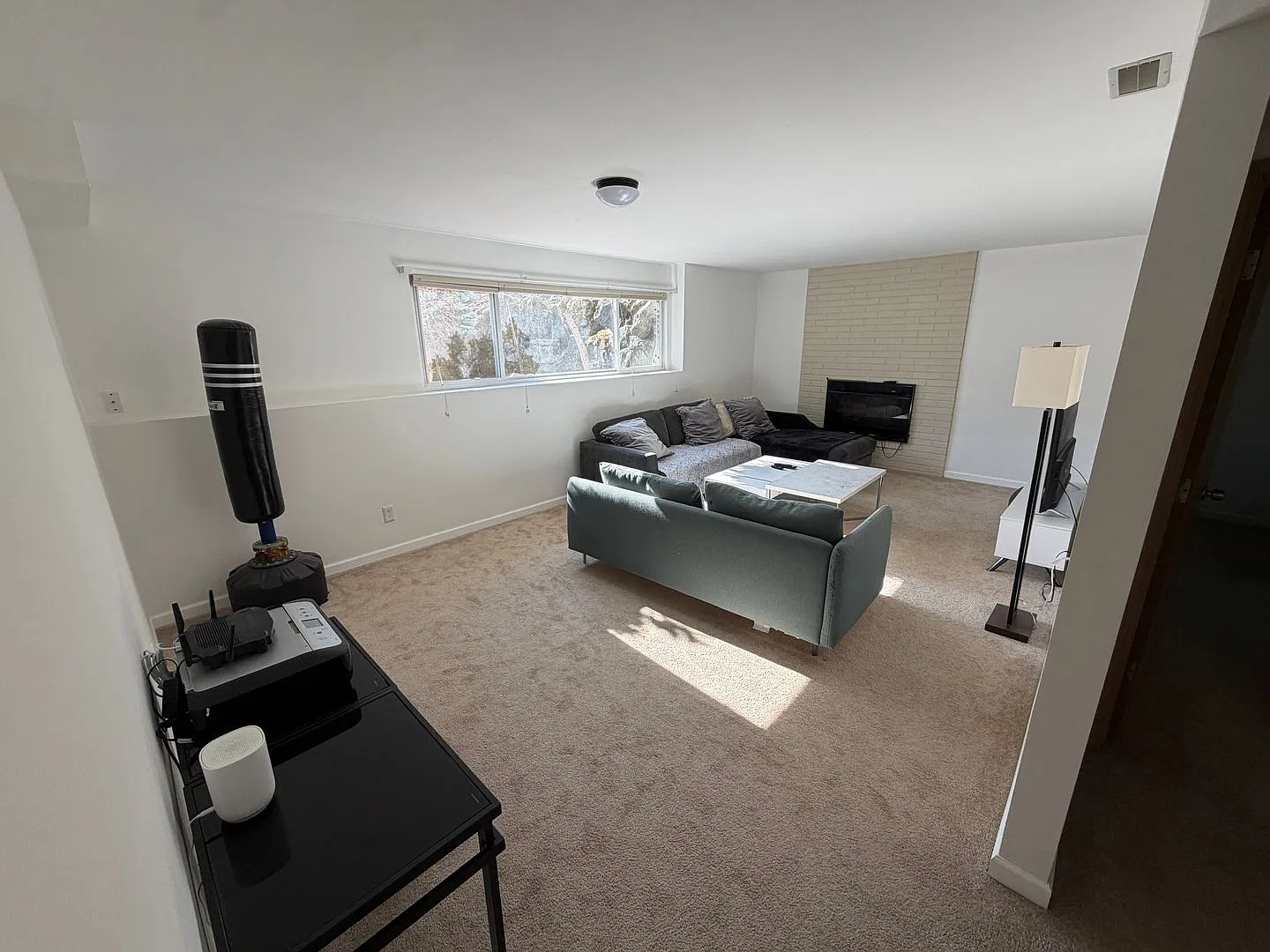 Phantom Lake/Lake Hills/Robinswood/Bellevue 2bd 1bath lower unit! — Photo 4