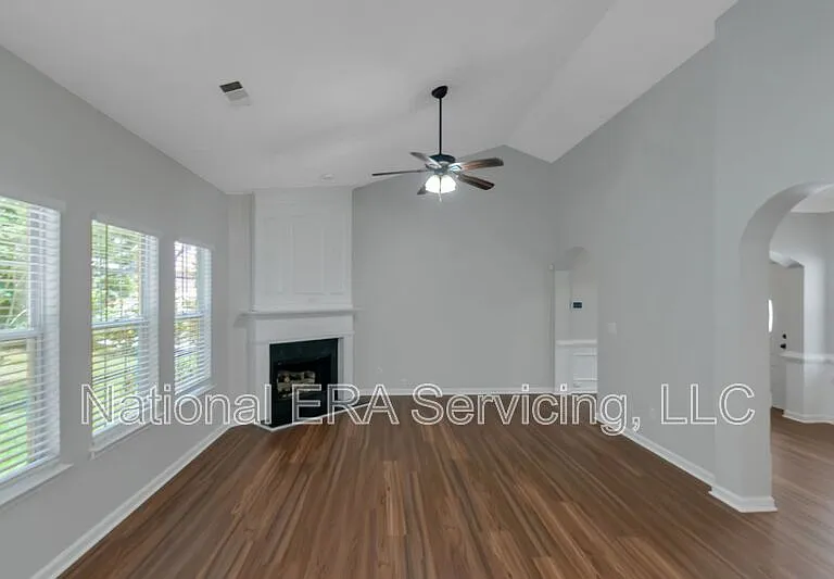 155 Greenland Dr — Photo 7