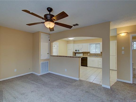 4th image of 5327 Jonquil St