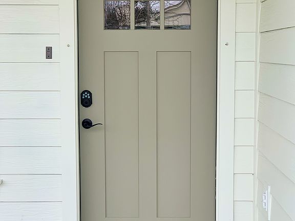2nd image of 7490 Autumn Trace Blvd