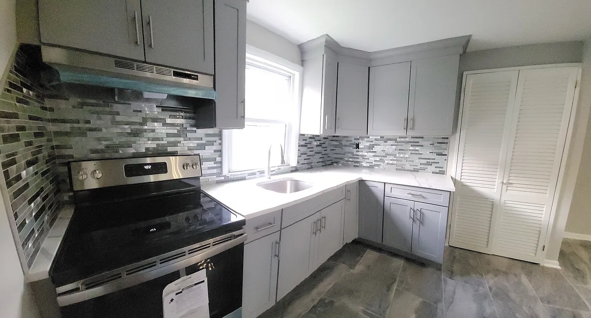Building Photo - 516 6th St #2