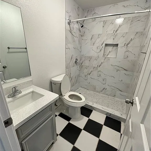 3703 W Zelma St #2 — Photo 7