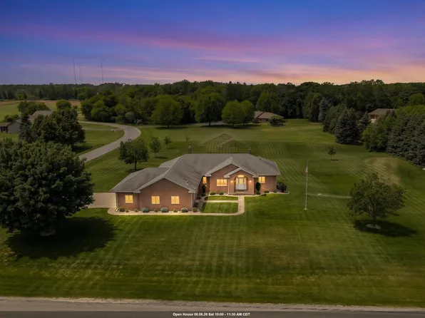3093 Fascination Dr, Green Bay, WI 54311