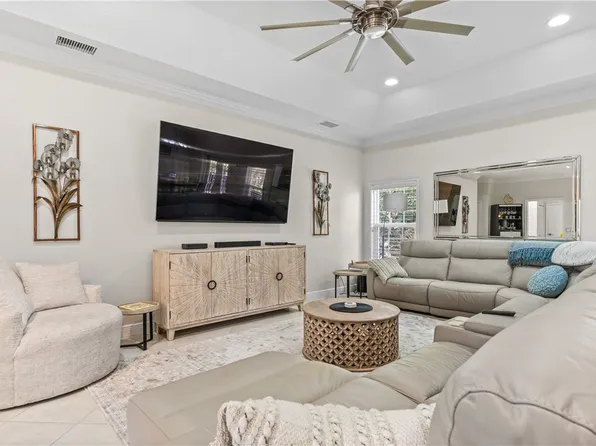 5850 Magnolia Ln #16, Vero Beach, FL 32967