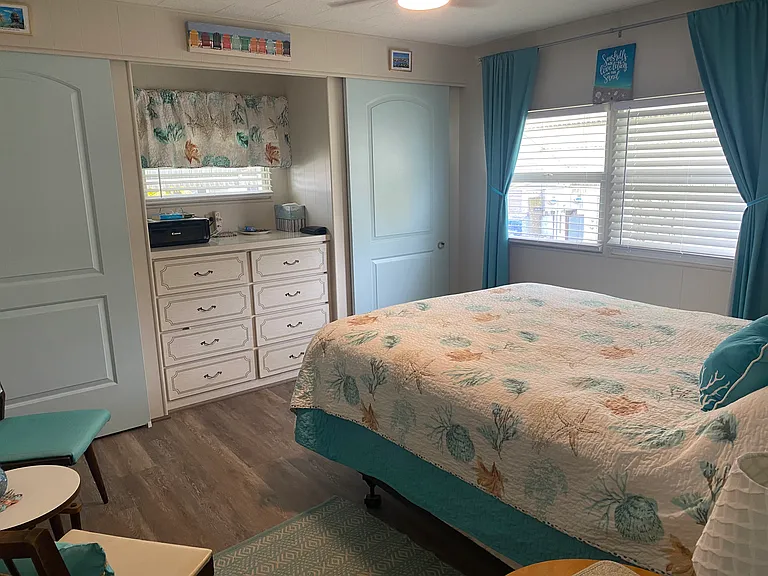 738 S Green Cir — Photo 4