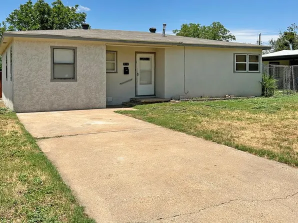 805 San Carlos St, Sweetwater, TX 79556