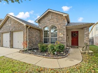 12620 Panorama Dr, Fort Worth, TX 76115