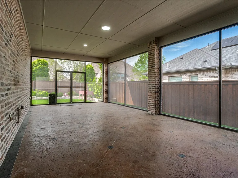 1071 Jennala Dr — Photo 28