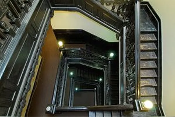 Rented by Douglas Elliman | media 19