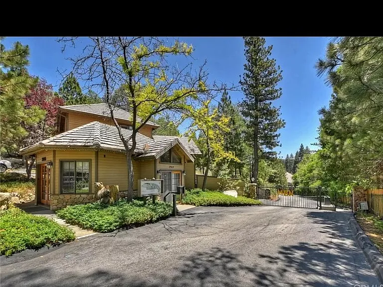 27657 Peninsula Dr — Photo 26