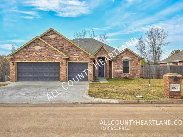 1971 Leslie Beachler Ln, Midwest City, OK 73130
