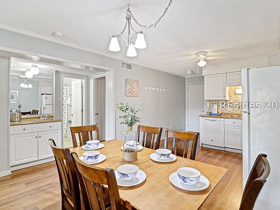 3rd image of 40 Folly Field Rd APT G15